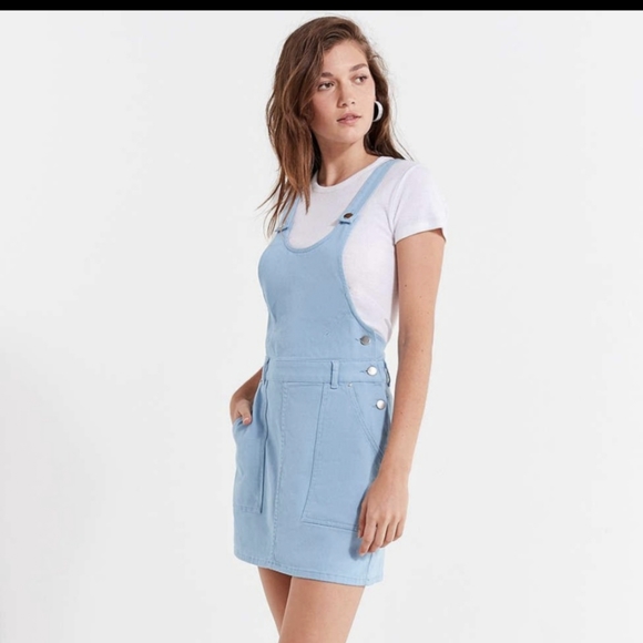 Urban Outfitters Light Blue Stretch Denim Overall Dress Size 0 - Picture 1 of 9